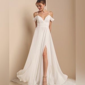 Soiéblu Cara White Wedding/Prom/Bridal Shower Maxi Lace Detail Dress Size L